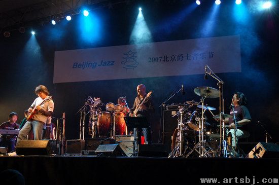 组图：北京爵士音乐节落幕中外乐队齐掀高潮